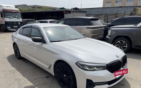 BMW 5 серия, 2021 год, 3 242 000 рублей, 2 фотография