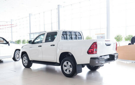 Toyota Hilux VIII, 2024 год, 7 632 000 рублей, 5 фотография