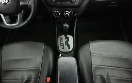 KIA Rio III рестайлинг, 2013 год, 779 000 рублей, 19 фотография