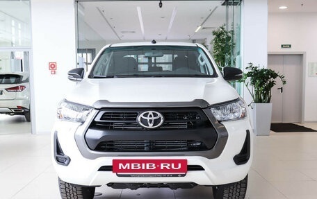 Toyota Hilux VIII, 2024 год, 7 632 000 рублей, 2 фотография