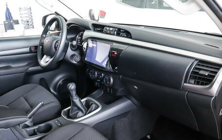 Toyota Hilux VIII, 2024 год, 7 632 000 рублей, 7 фотография
