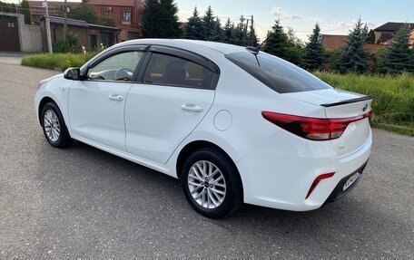KIA Rio IV, 2019 год, 1 350 000 рублей, 10 фотография