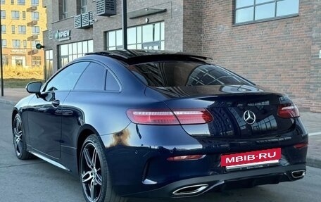 Mercedes-Benz E-Класс, 2018 год, 4 350 000 рублей, 4 фотография