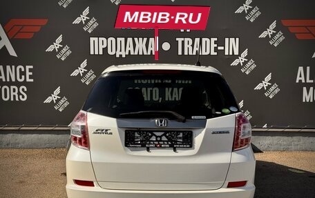 Honda Fit Shuttle I рестайлинг, 2014 год, 1 240 000 рублей, 6 фотография