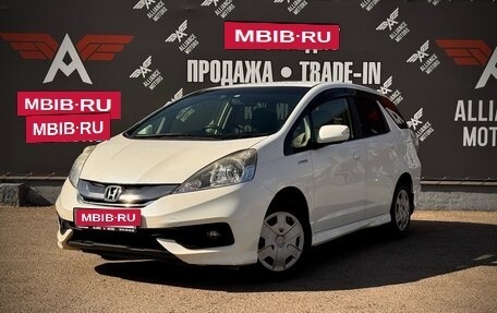 Honda Fit Shuttle I рестайлинг, 2014 год, 1 240 000 рублей, 3 фотография