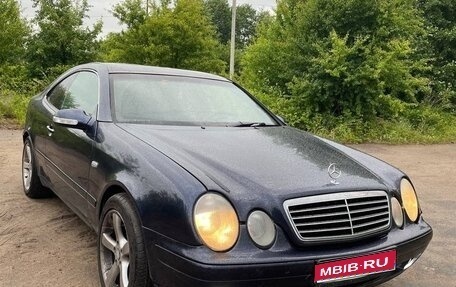 Mercedes-Benz CLK-Класс, 1997 год, 380 000 рублей, 1 фотография