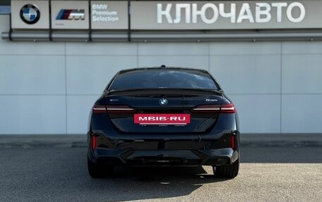 BMW 5 серия, 2024 год, 8 700 000 рублей, 2 фотография