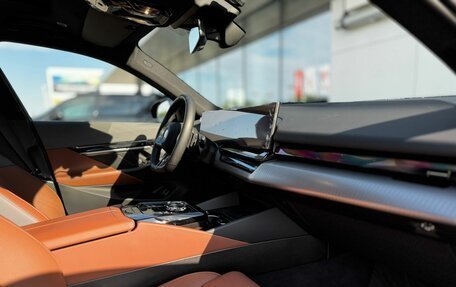 BMW 5 серия, 2024 год, 8 700 000 рублей, 14 фотография