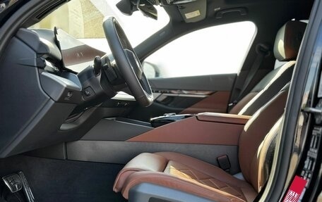 BMW 5 серия, 2024 год, 8 700 000 рублей, 18 фотография