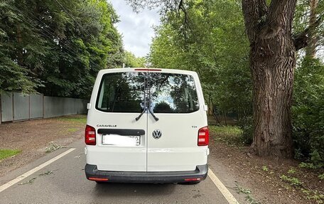 Volkswagen Caravelle T6 рестайлинг, 2016 год, 1 800 000 рублей, 7 фотография