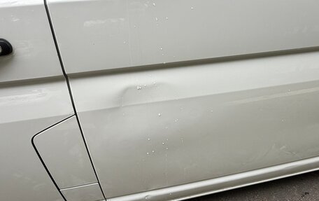 Volkswagen Caravelle T6 рестайлинг, 2016 год, 1 800 000 рублей, 6 фотография