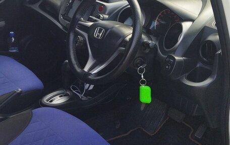 Honda Fit III, 2008 год, 750 000 рублей, 9 фотография