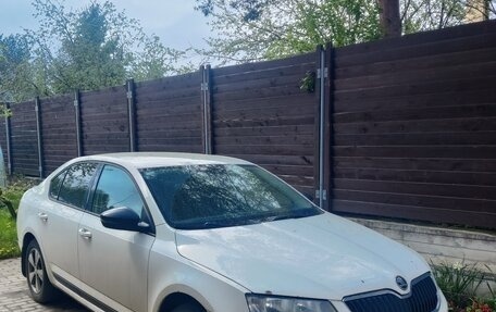 Skoda Octavia, 2014 год, 999 999 рублей, 2 фотография