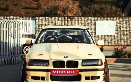 BMW 3 серия, 1992 год, 800 000 рублей, 6 фотография