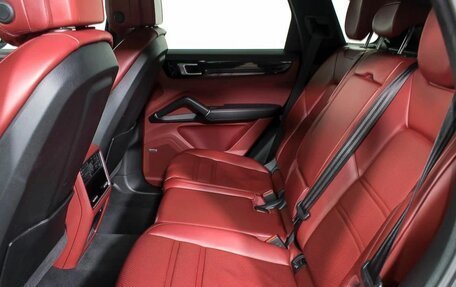 Porsche Cayenne III, 2018 год, 6 900 000 рублей, 16 фотография