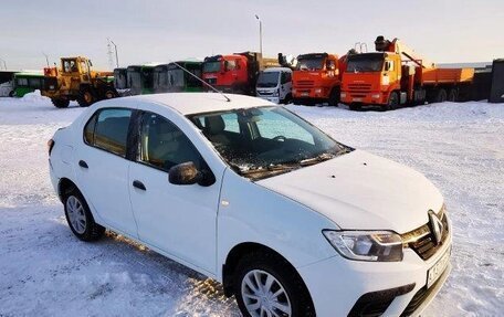 Renault Logan II, 2018 год, 597 600 рублей, 2 фотография