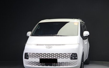 Hyundai Staria, 2022 год, 3 882 000 рублей, 1 фотография