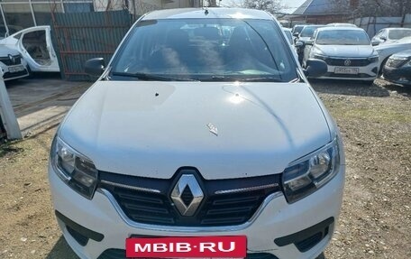 Renault Logan II, 2018 год, 597 000 рублей, 3 фотография