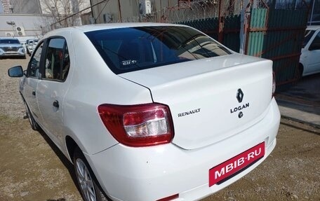 Renault Logan II, 2018 год, 597 000 рублей, 6 фотография