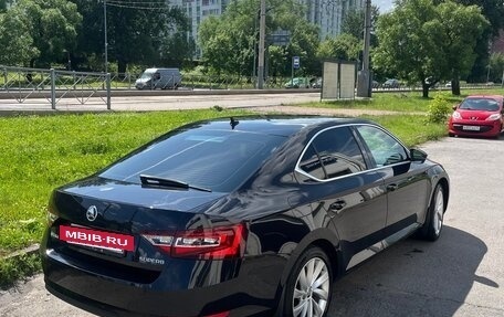 Skoda Superb III рестайлинг, 2018 год, 2 150 000 рублей, 6 фотография
