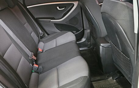Hyundai i30 II рестайлинг, 2013 год, 898 000 рублей, 14 фотография