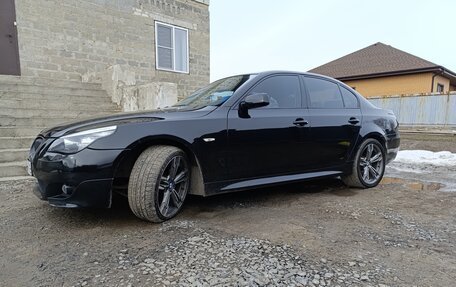 BMW 5 серия, 2004 год, 1 150 000 рублей, 3 фотография