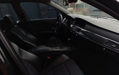 BMW 5 серия, 2004 год, 1 150 000 рублей, 14 фотография
