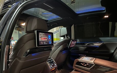 BMW 7 серия, 2017 год, 3 100 000 рублей, 8 фотография