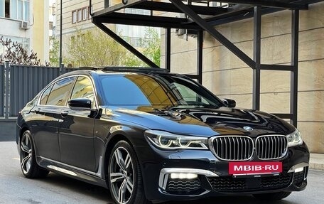 BMW 7 серия, 2017 год, 3 100 000 рублей, 3 фотография
