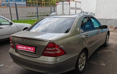 Mercedes-Benz C-Класс, 2006 год, 600 000 рублей, 5 фотография