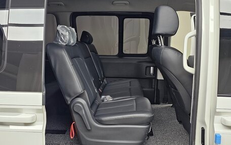 Hyundai Staria, 2022 год, 3 882 000 рублей, 15 фотография