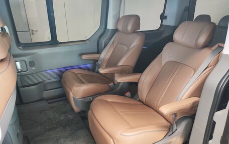 Hyundai Staria, 2023 год, 4 790 000 рублей, 9 фотография