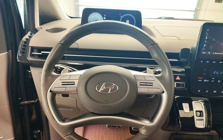 Hyundai Staria, 2023 год, 4 790 000 рублей, 16 фотография