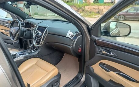 Cadillac SRX II рестайлинг, 2014 год, 2 500 000 рублей, 15 фотография