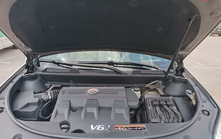 Cadillac SRX II рестайлинг, 2014 год, 2 500 000 рублей, 18 фотография