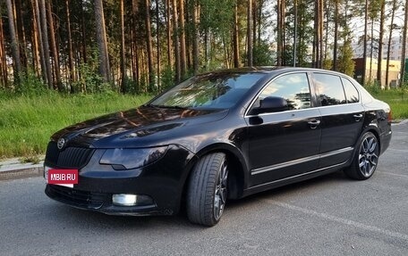 Skoda Superb III рестайлинг, 2009 год, 1 420 000 рублей, 3 фотография
