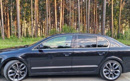 Skoda Superb III рестайлинг, 2009 год, 1 420 000 рублей, 14 фотография