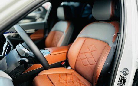 BMW 5 серия, 2024 год, 8 700 000 рублей, 10 фотография