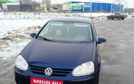 Volkswagen Golf V, 2005 год, 420 000 рублей, 2 фотография