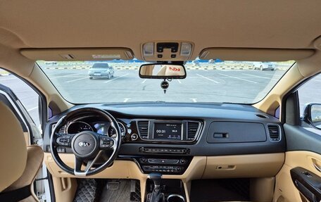 KIA Carnival III, 2019 год, 3 400 000 рублей, 9 фотография