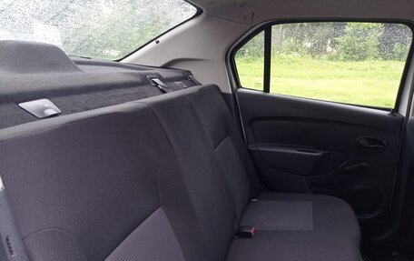 Renault Logan II, 2015 год, 690 000 рублей, 7 фотография