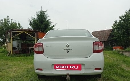 Renault Logan II, 2015 год, 690 000 рублей, 4 фотография