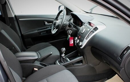 KIA cee'd I рестайлинг, 2010 год, 665 000 рублей, 12 фотография