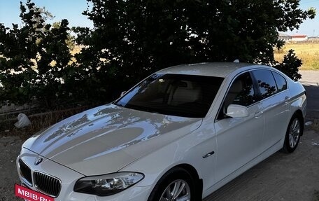 BMW 5 серия, 2010 год, 2 200 000 рублей, 3 фотография