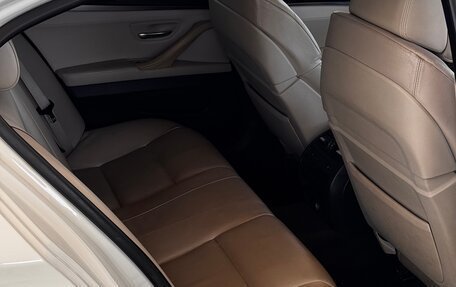BMW 5 серия, 2010 год, 2 200 000 рублей, 16 фотография