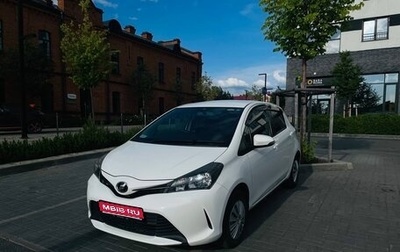 Toyota Vitz, 2014 год, 950 000 рублей, 1 фотография