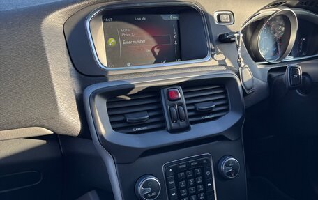 Volvo V40 II рестайлинг, 2016 год, 1 030 000 рублей, 4 фотография