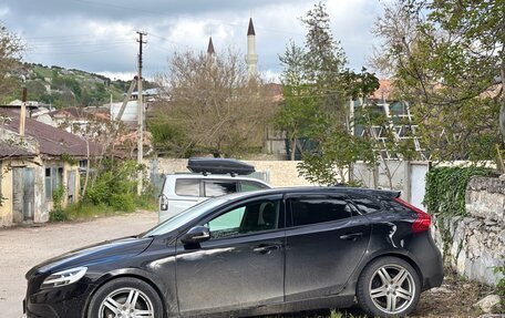 Volvo V40 II рестайлинг, 2016 год, 1 030 000 рублей, 14 фотография