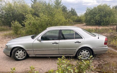 Mercedes-Benz C-Класс, 1994 год, 142 000 рублей, 5 фотография