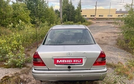 Mercedes-Benz C-Класс, 1994 год, 142 000 рублей, 7 фотография